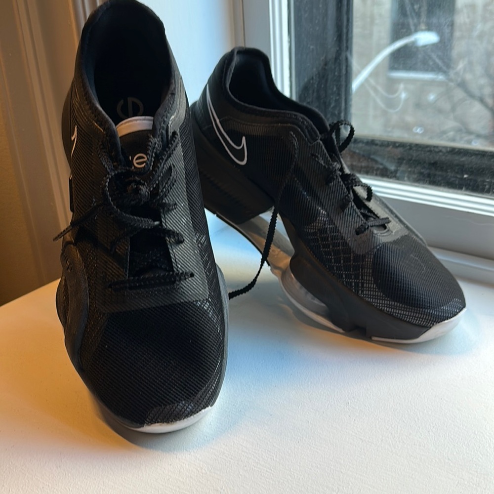 Nike air zoom Superrep 3 womens US size 9 - black/white - excellent condition